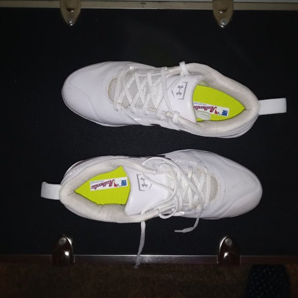Men's white Under Armour MLB Baseball Cleats Sizw 9 - Picture 4 of 5